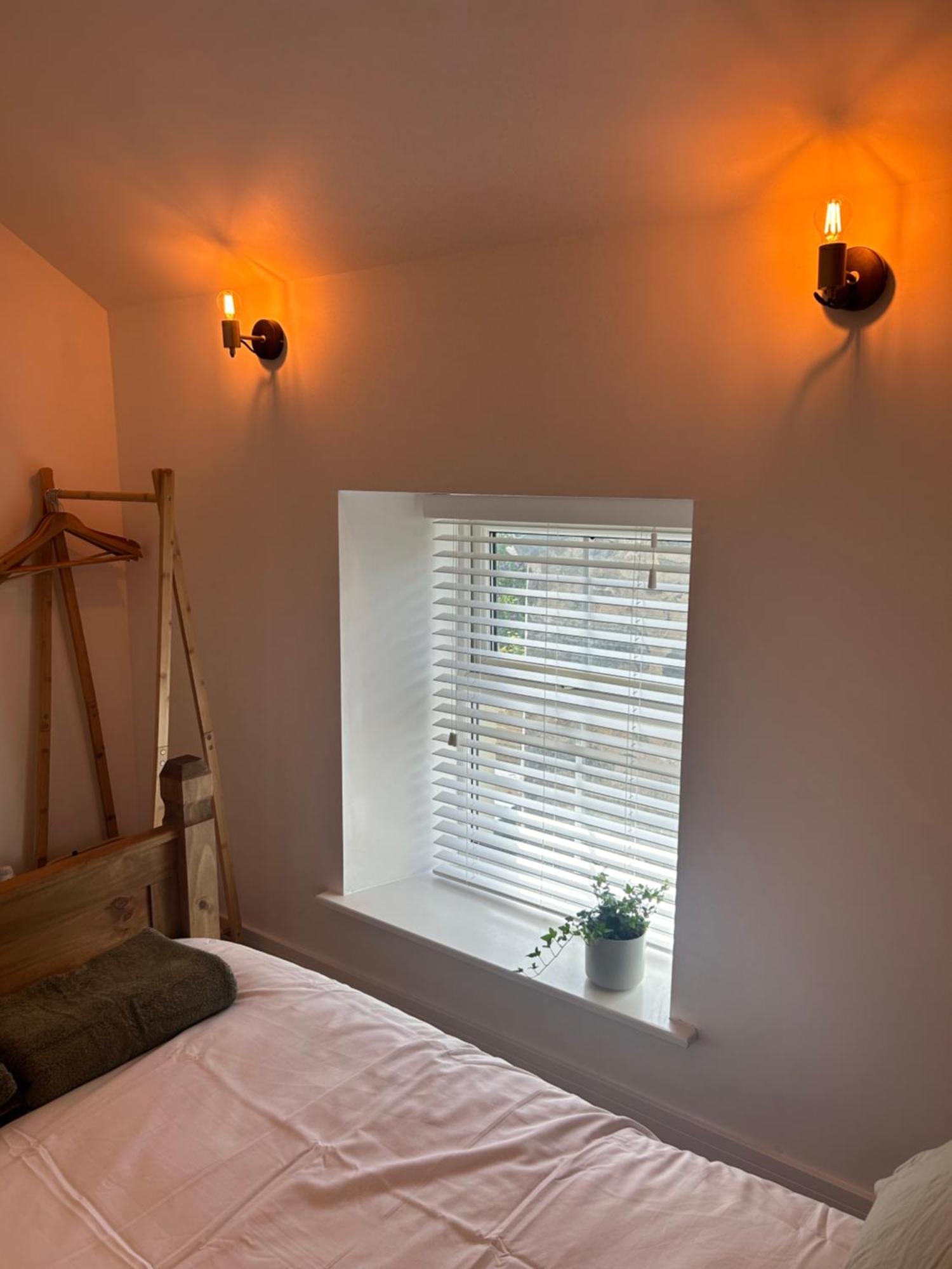 Cosy Modern Miners Cottage Llanllechid Zewnętrze zdjęcie